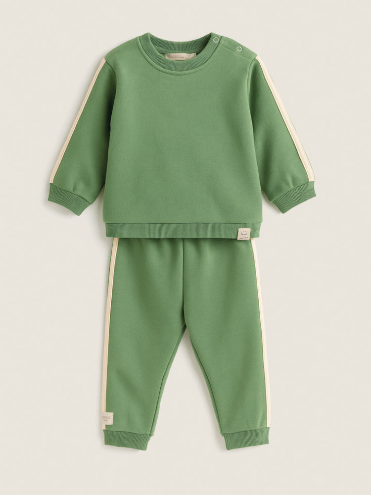 Conjunto em Moletom Verde Musgo Bugbee