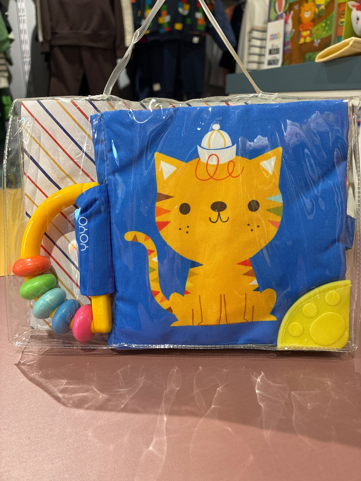 Meu livro macio com chocalho e mordedor