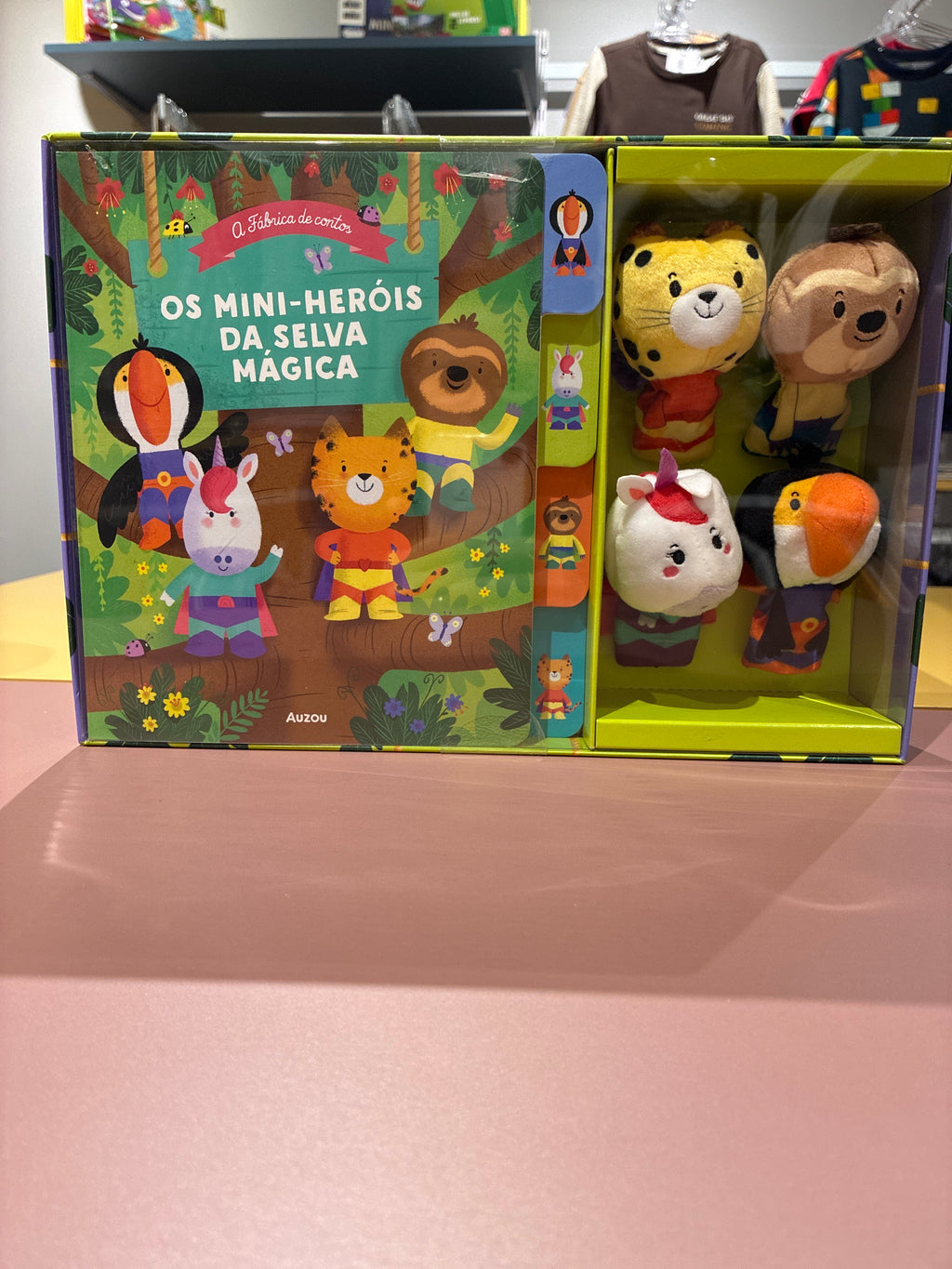 A Fábrica de histórias: Os Mini-Heróis da selva mágica