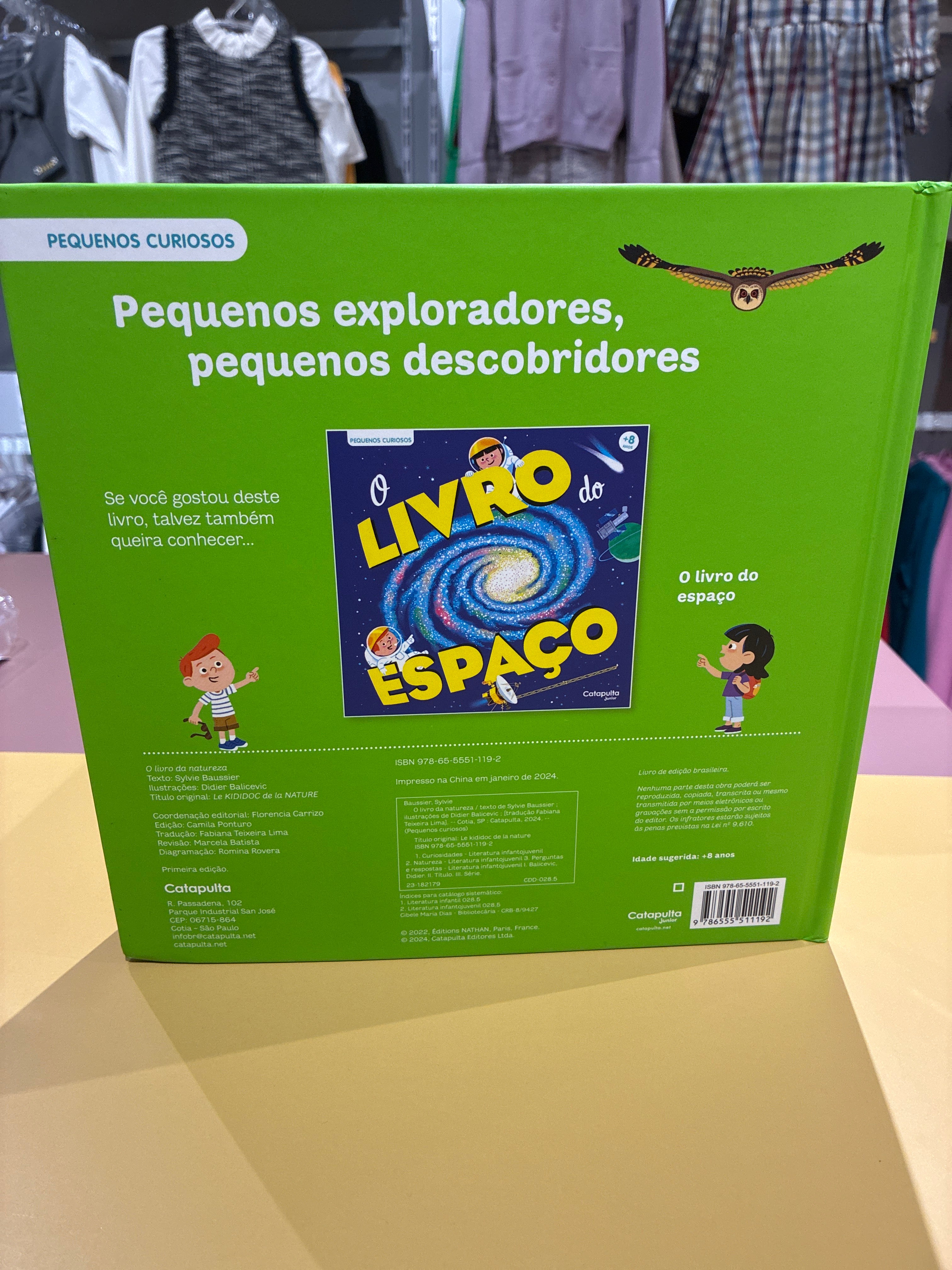 Pequenos Curiosos - O Livro da Natureza