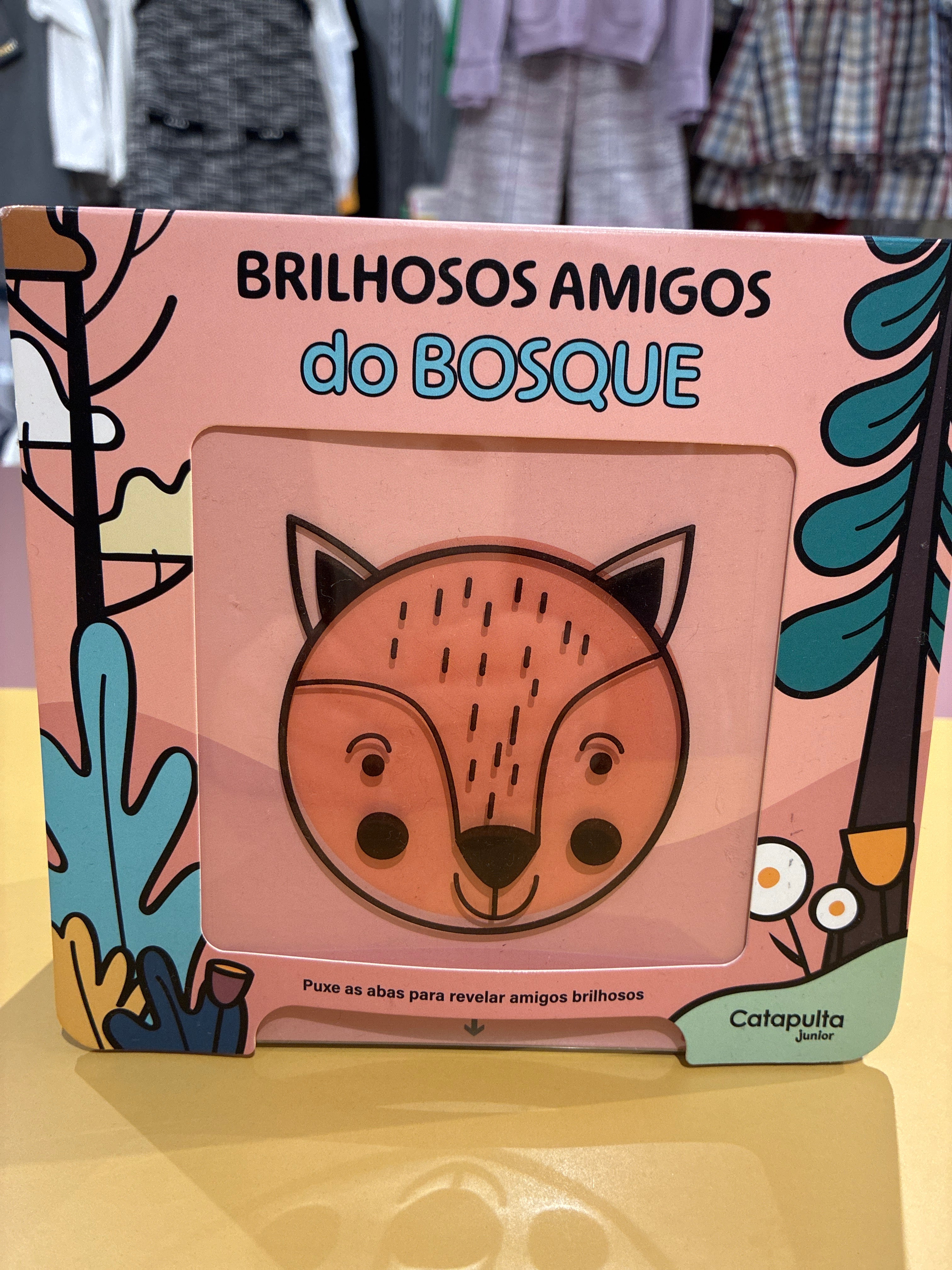 Brilhosos Amigos do Bosque