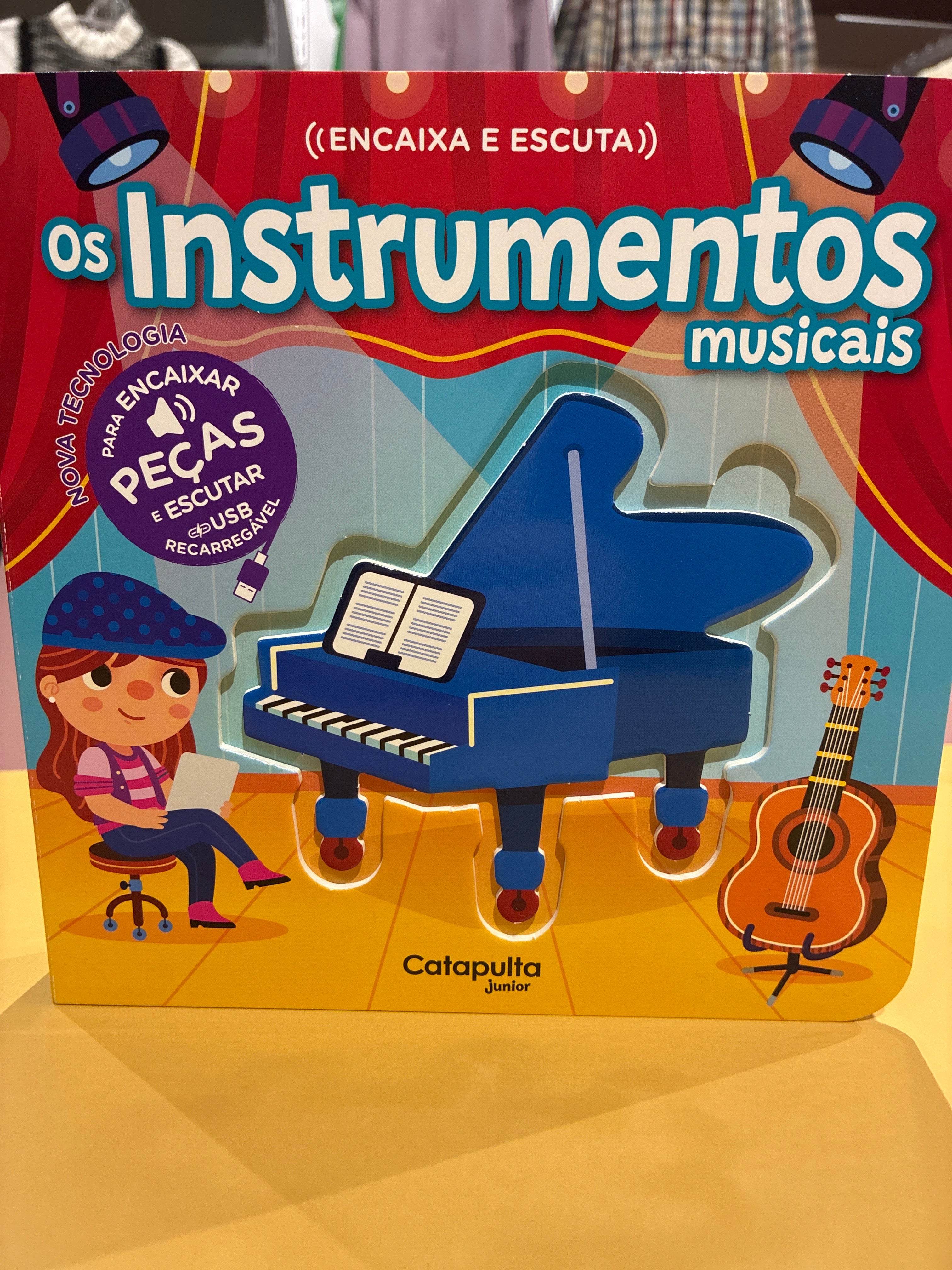 Encaixa e escuta: Os instrumentos musicais (USB)
