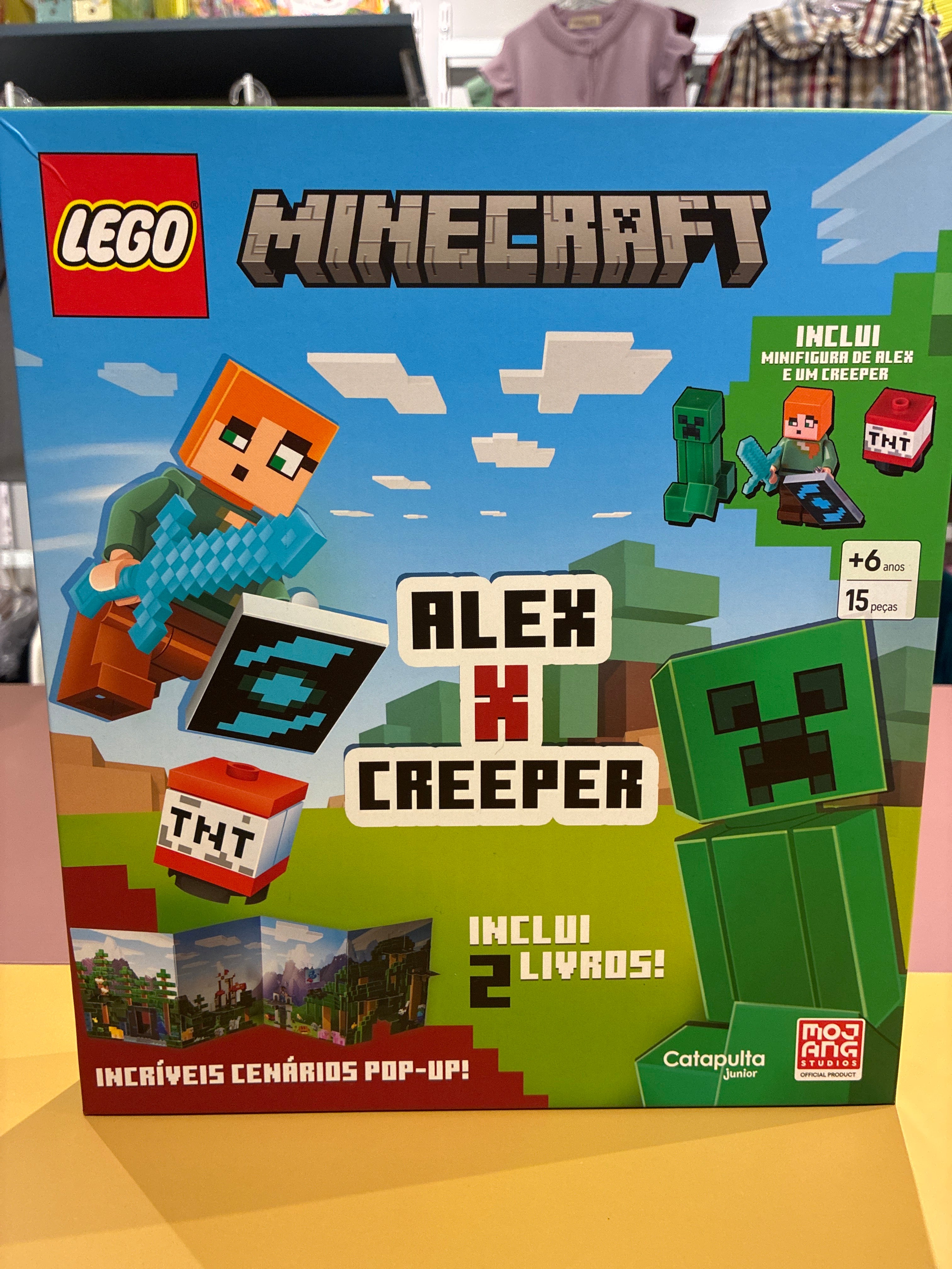 LEGO Minecraft: Alex vs Creeper