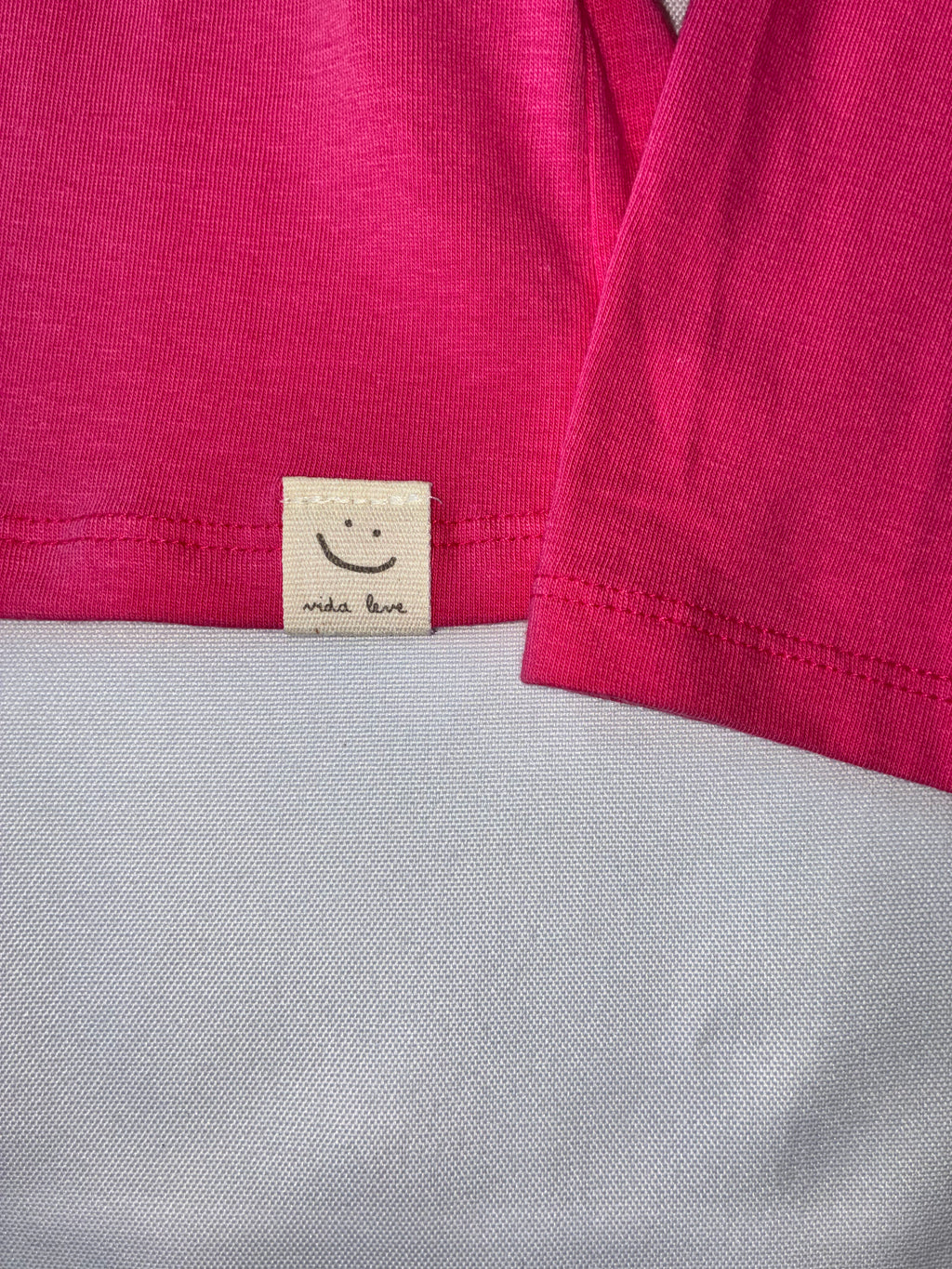 Camiseta Manga Longa Feminina Bugbee