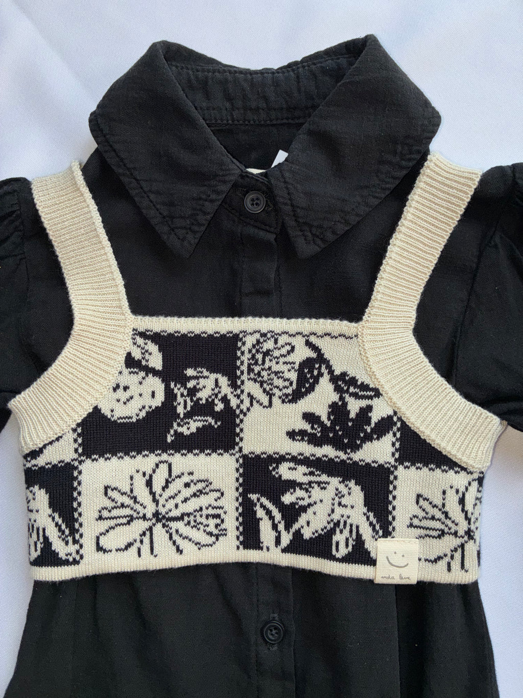 Vestido Tecido e Top Tricô Bugbee